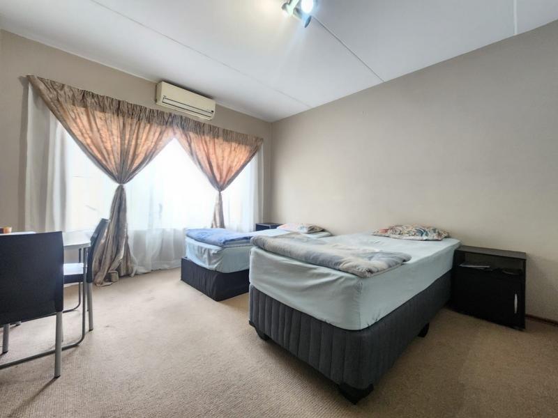 2 Bedroom Property for Sale in New Redruth Gauteng