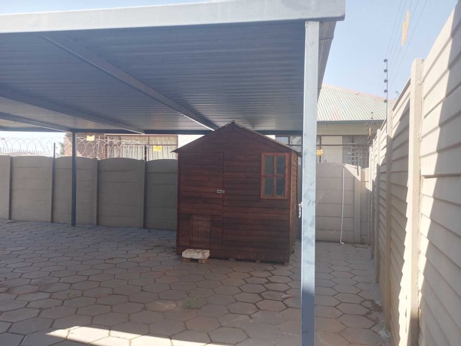 3 Bedroom Property for Sale in Florentia Gauteng