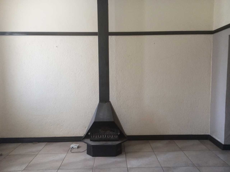 3 Bedroom Property for Sale in Florentia Gauteng