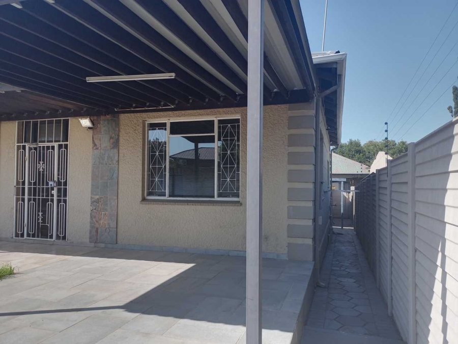 3 Bedroom Property for Sale in Florentia Gauteng