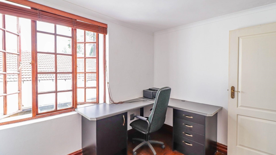 3 Bedroom Property for Sale in Bryanston Gauteng