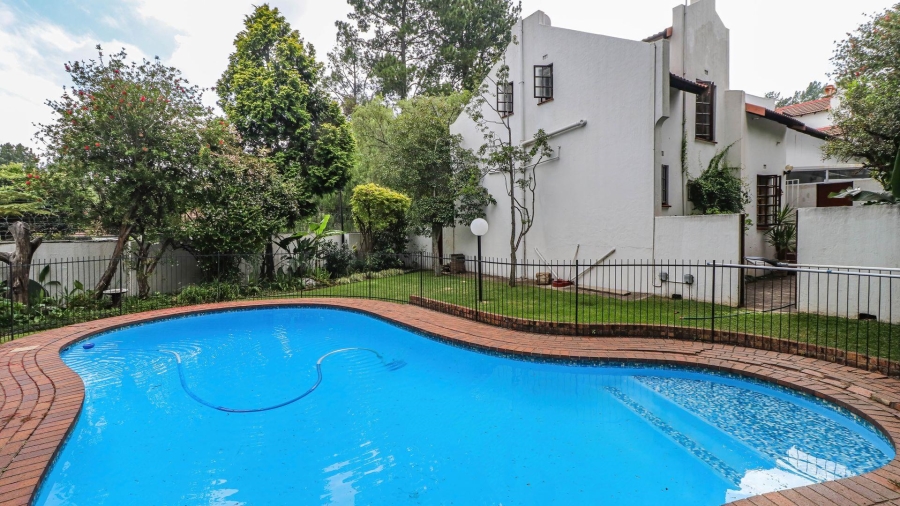 3 Bedroom Property for Sale in Bryanston Gauteng