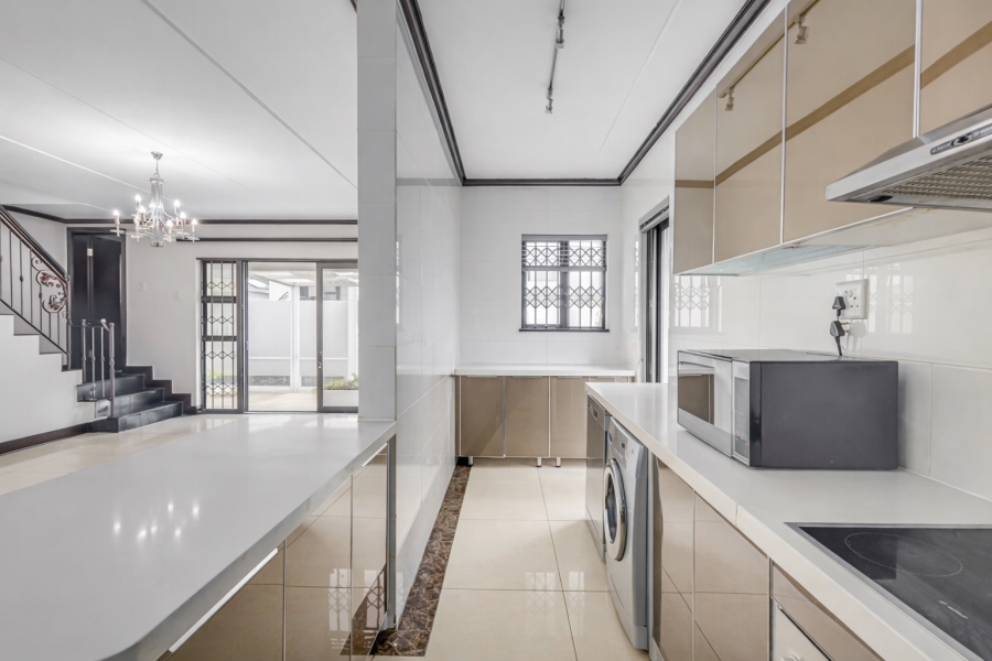 3 Bedroom Property for Sale in Fourways Gauteng