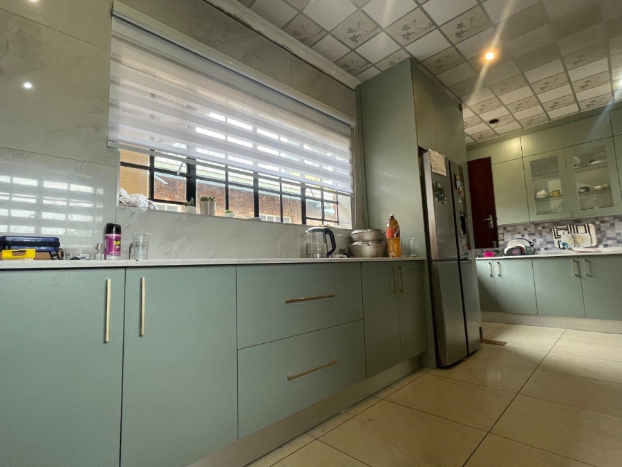 5 Bedroom Property for Sale in Sunward Park Gauteng