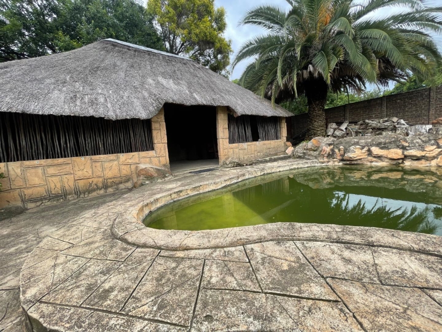 5 Bedroom Property for Sale in Sunward Park Gauteng