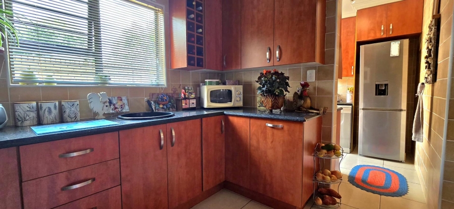 3 Bedroom Property for Sale in New Redruth Gauteng