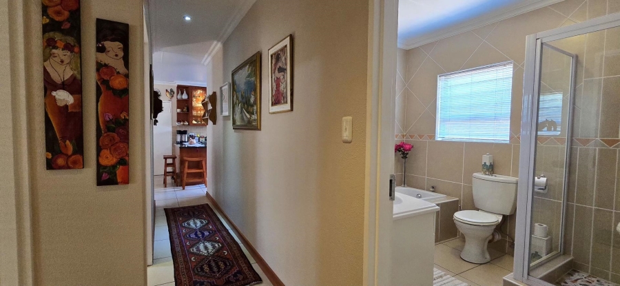 3 Bedroom Property for Sale in New Redruth Gauteng