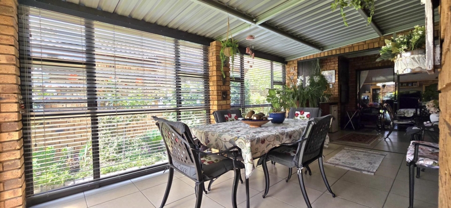 3 Bedroom Property for Sale in New Redruth Gauteng