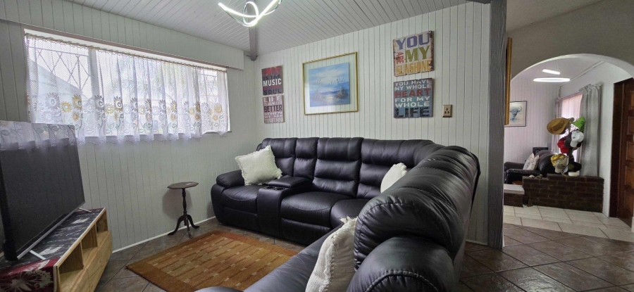 3 Bedroom Property for Sale in Verwoerdpark Gauteng