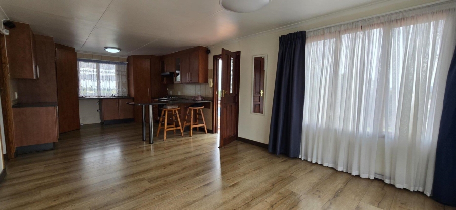 3 Bedroom Property for Sale in Verwoerdpark Gauteng