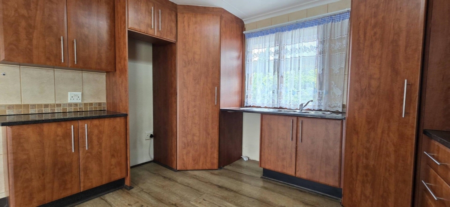 3 Bedroom Property for Sale in Verwoerdpark Gauteng