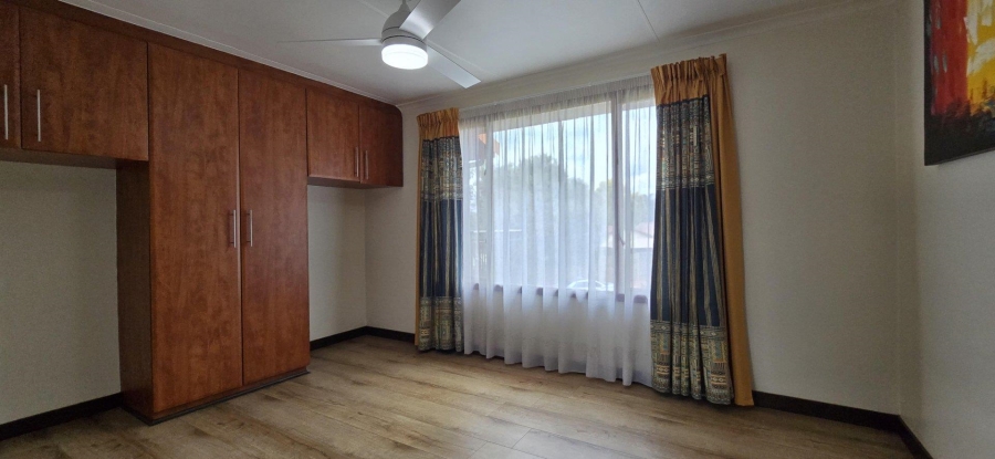 3 Bedroom Property for Sale in Verwoerdpark Gauteng