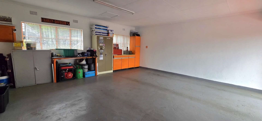 3 Bedroom Property for Sale in Verwoerdpark Gauteng