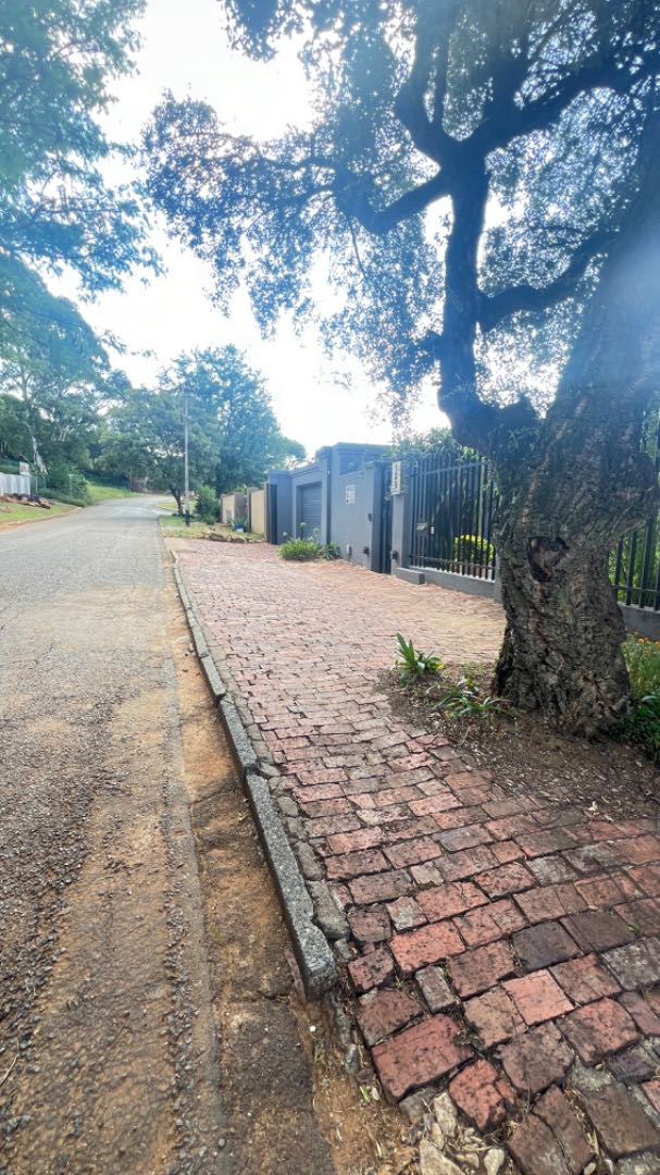 6 Bedroom Property for Sale in Mondeor Gauteng