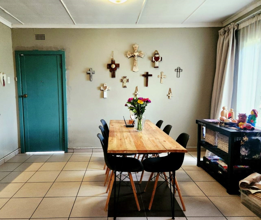 3 Bedroom Property for Sale in Verwoerdpark Gauteng