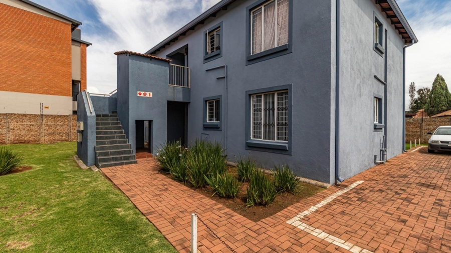2 Bedroom Property for Sale in Terenure Gauteng