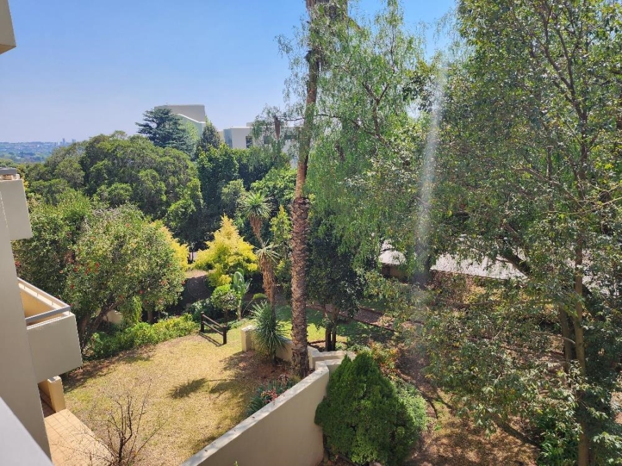 To Let 1 Bedroom Property for Rent in Sandhurst Gauteng