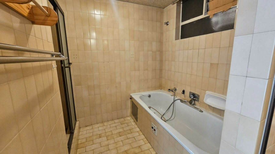 1 Bedroom Property for Sale in Pretoria Central Gauteng