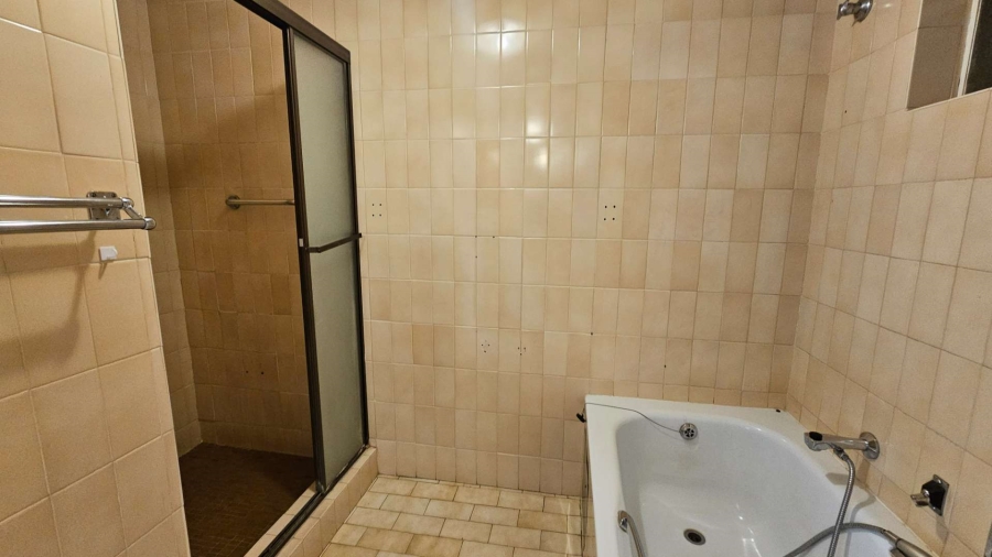 1 Bedroom Property for Sale in Pretoria Central Gauteng