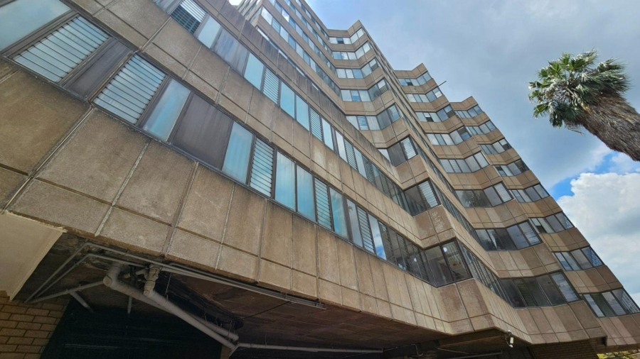 1 Bedroom Property for Sale in Pretoria Central Gauteng