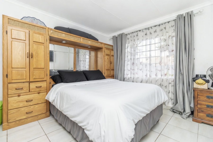 3 Bedroom Property for Sale in Northwold Gauteng