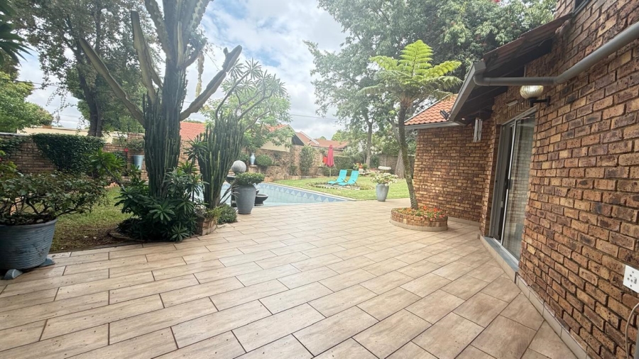 3 Bedroom Property for Sale in Bloubosrand Gauteng