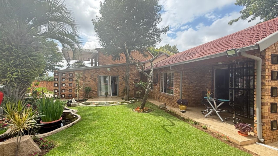 3 Bedroom Property for Sale in Bloubosrand Gauteng