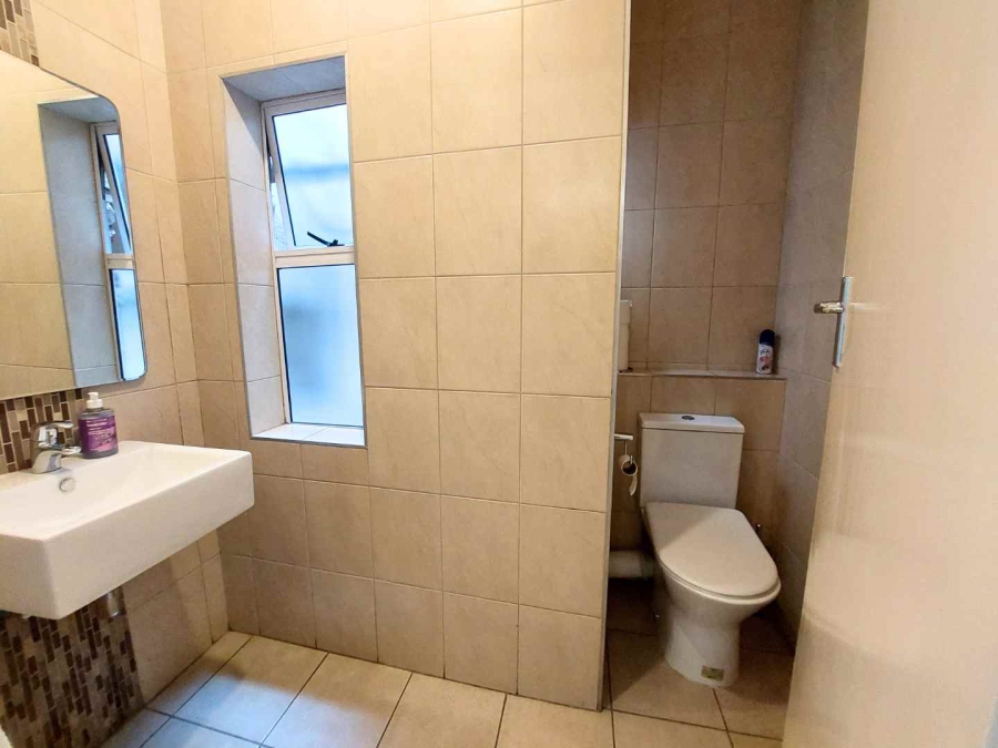 4 Bedroom Property for Sale in Strathavon Gauteng