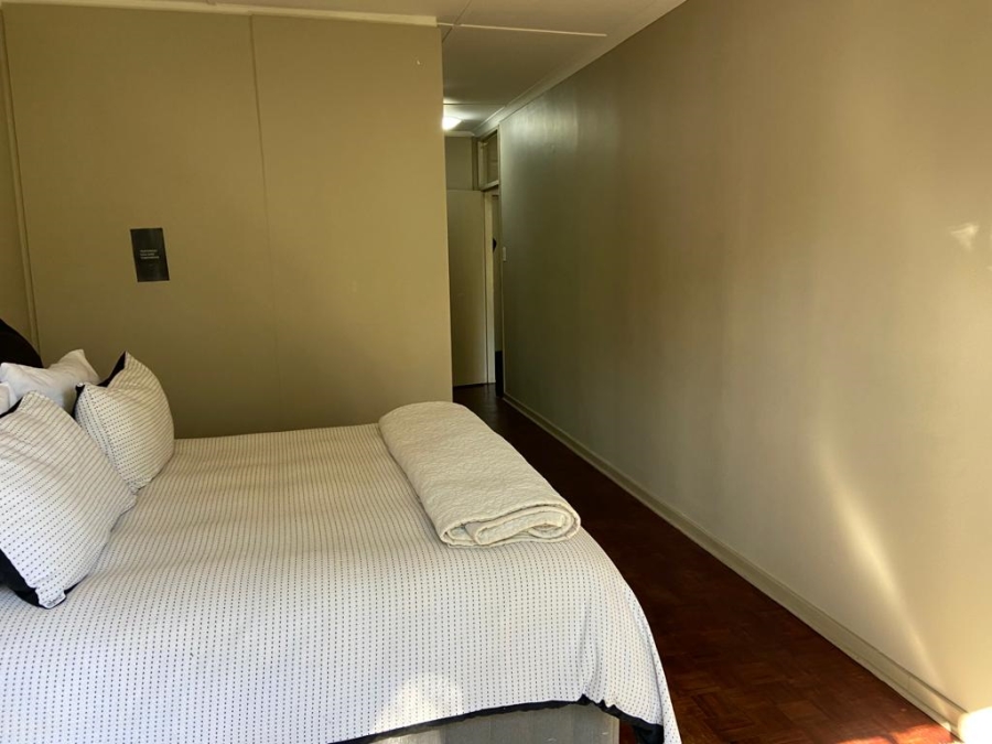 1 Bedroom Property for Sale in Sandown Gauteng