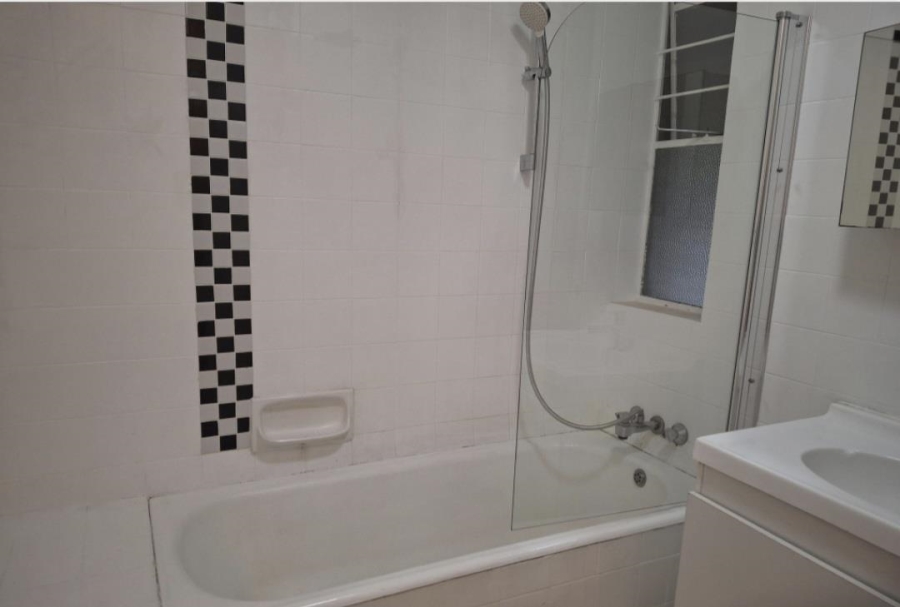 1 Bedroom Property for Sale in Sandown Gauteng