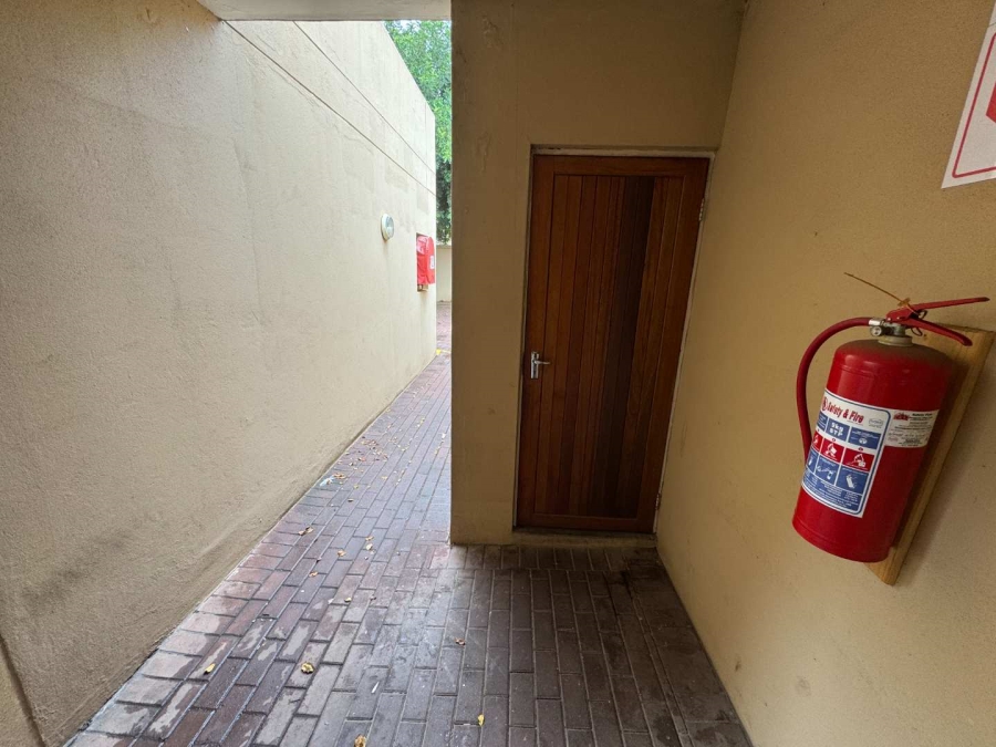 2 Bedroom Property for Sale in New Redruth Gauteng