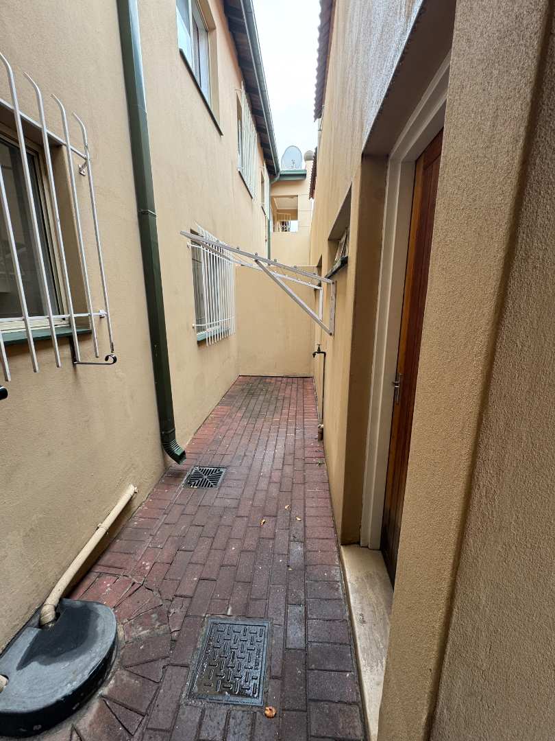 2 Bedroom Property for Sale in New Redruth Gauteng