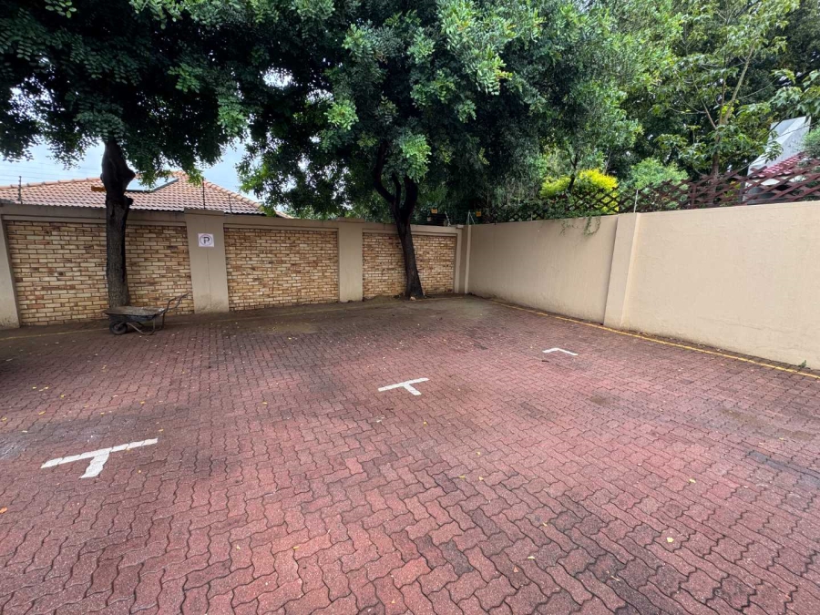 2 Bedroom Property for Sale in New Redruth Gauteng