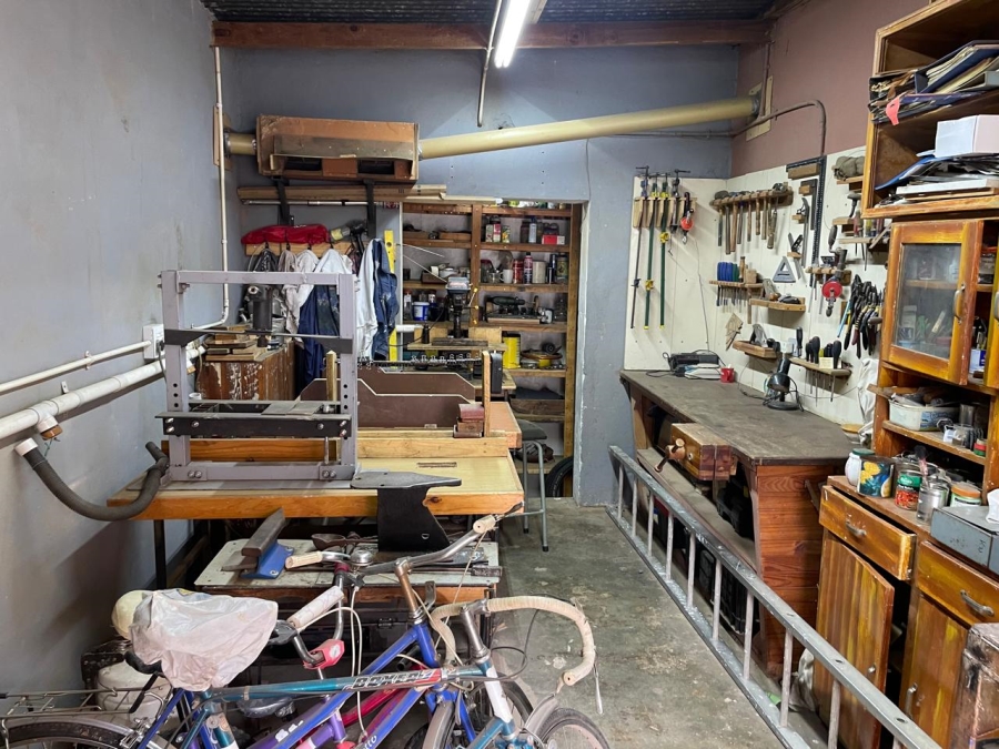 4 Bedroom Property for Sale in Farrarmere Gauteng