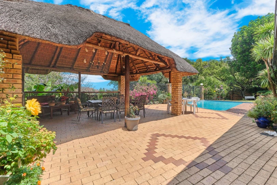 4 Bedroom Property for Sale in Robindale Gauteng