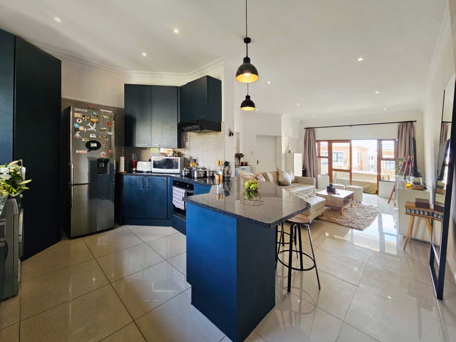 To Let 2 Bedroom Property for Rent in Bryanston Gauteng