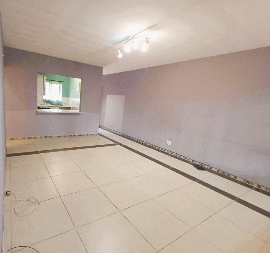 To Let 2 Bedroom Property for Rent in Ferndale Gauteng