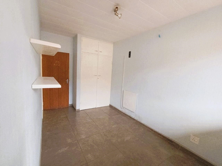 To Let 2 Bedroom Property for Rent in Ferndale Gauteng
