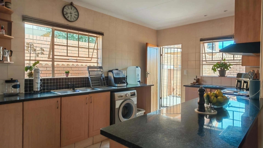 To Let 3 Bedroom Property for Rent in Hazeldean Gauteng