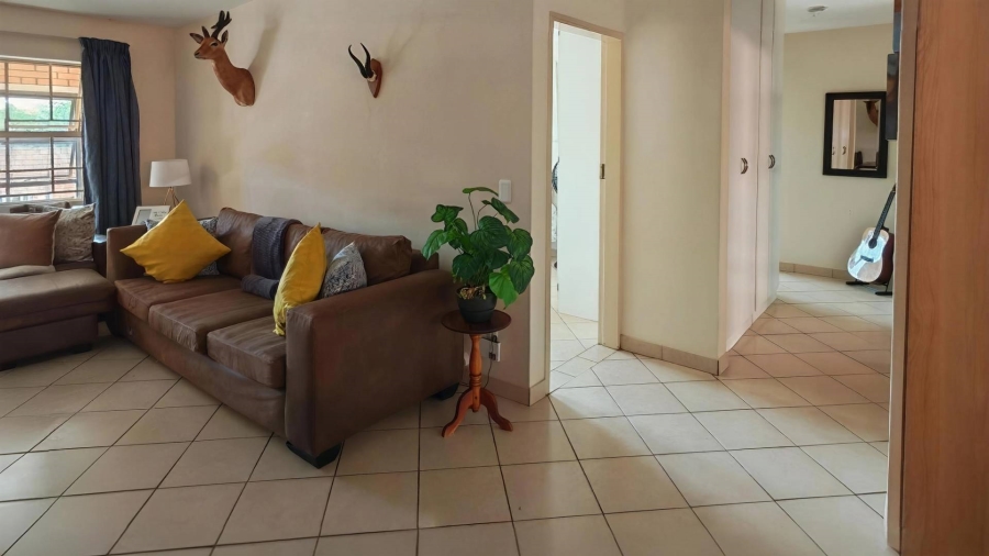 To Let 3 Bedroom Property for Rent in Hazeldean Gauteng