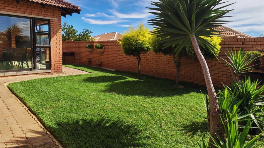 To Let 3 Bedroom Property for Rent in Hazeldean Gauteng