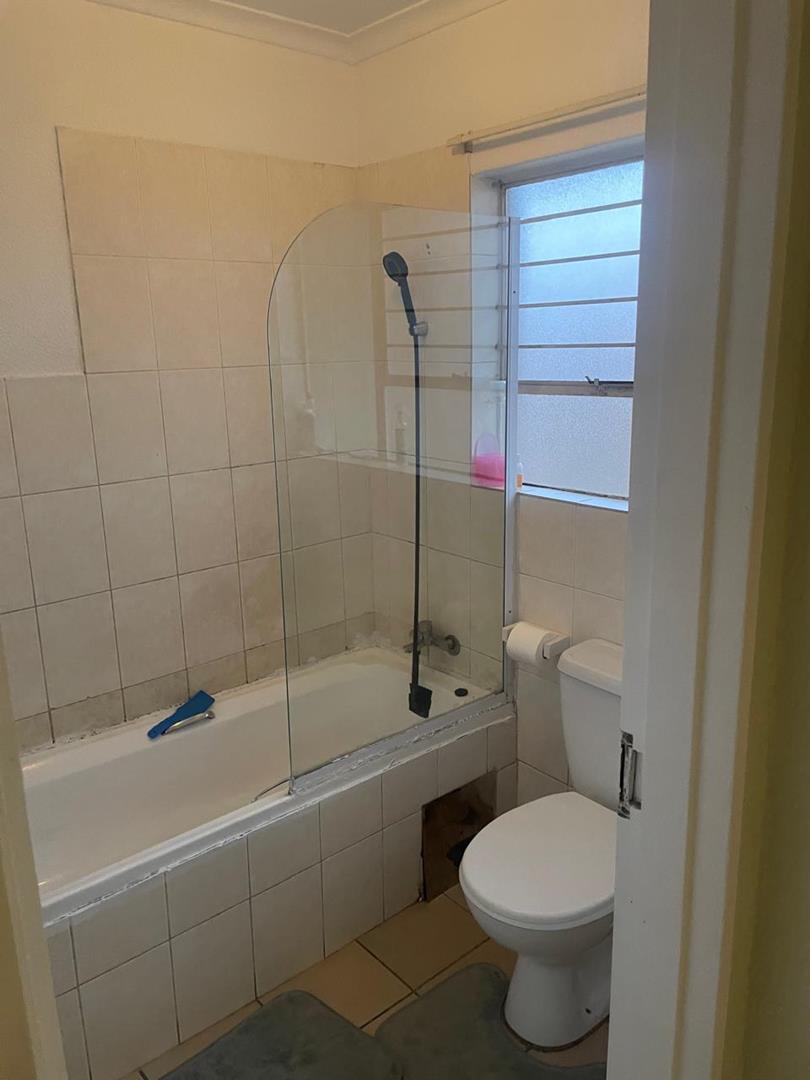 2 Bedroom Property for Sale in Edleen Gauteng