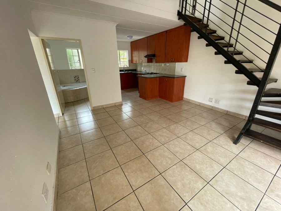 3 Bedroom Property for Sale in Rooihuiskraal Gauteng