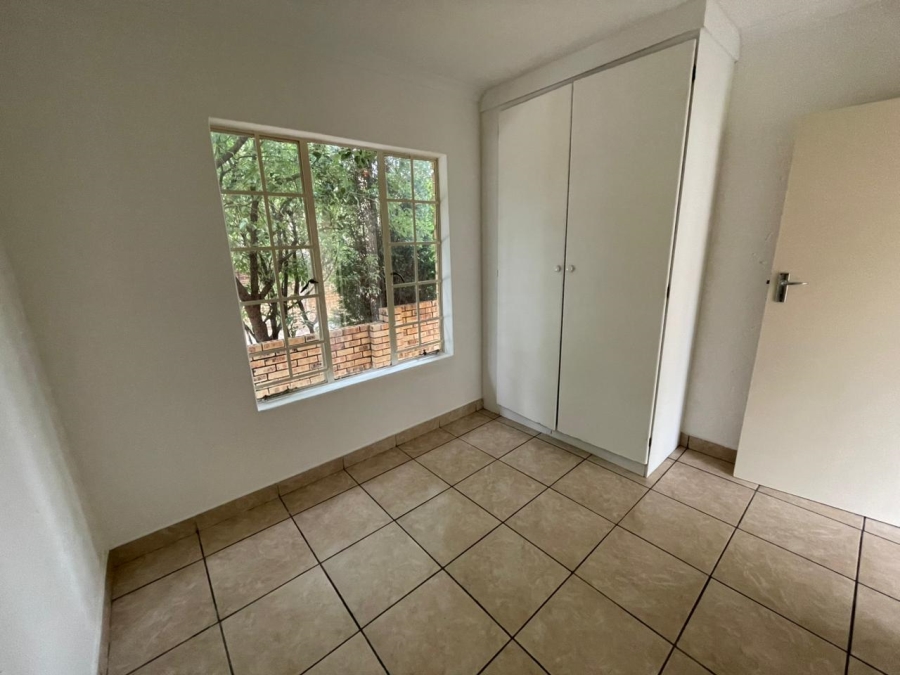 3 Bedroom Property for Sale in Rooihuiskraal Gauteng