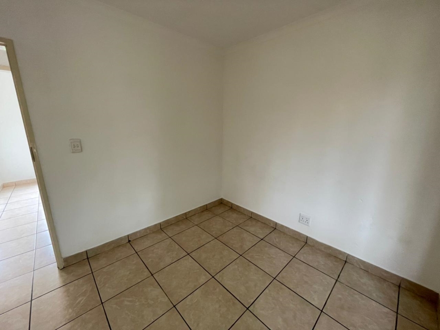 3 Bedroom Property for Sale in Rooihuiskraal Gauteng