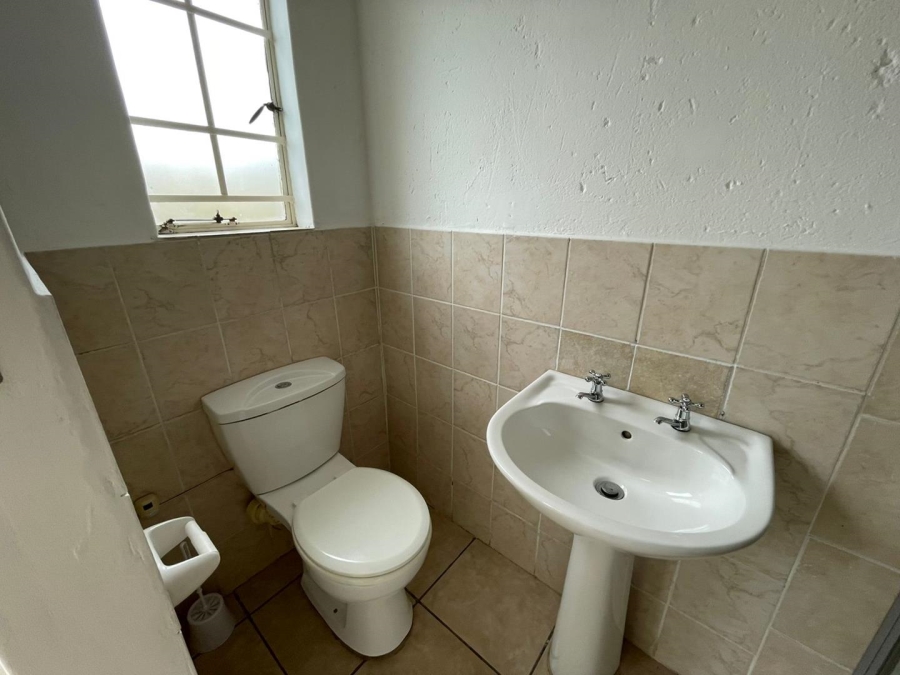 3 Bedroom Property for Sale in Rooihuiskraal Gauteng