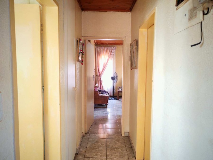 4 Bedroom Property for Sale in Lenasia South Gauteng