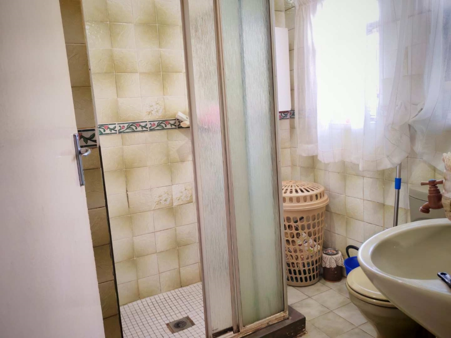 4 Bedroom Property for Sale in Lenasia South Gauteng