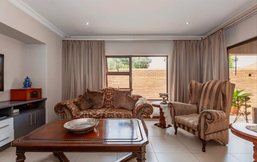 3 Bedroom Property for Sale in New Redruth Gauteng