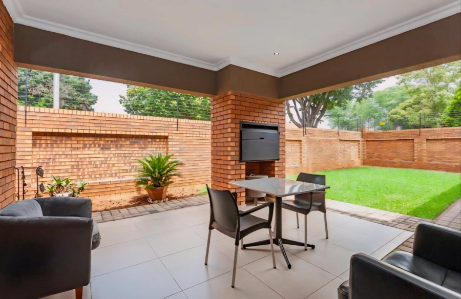 3 Bedroom Property for Sale in New Redruth Gauteng